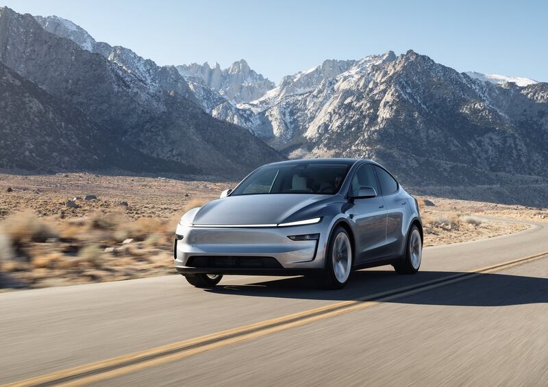 Tesla Model Y 2025