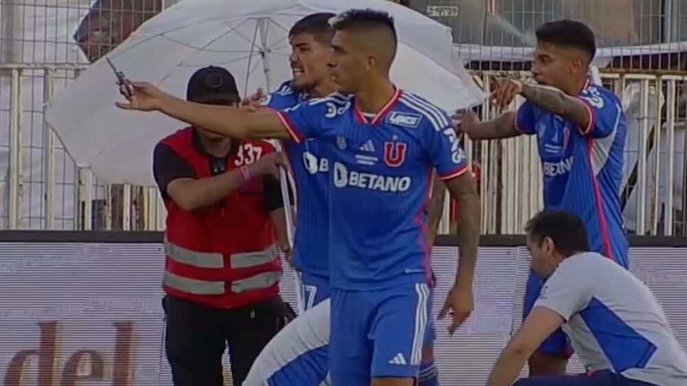 Leandro Fernández con la cortapluma