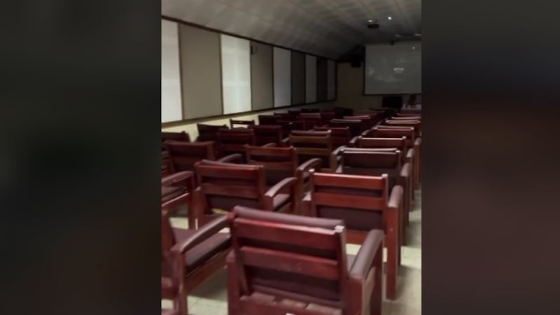 “Como si fuera una época distinta”, joven muestra cómo es el cine en Cuba