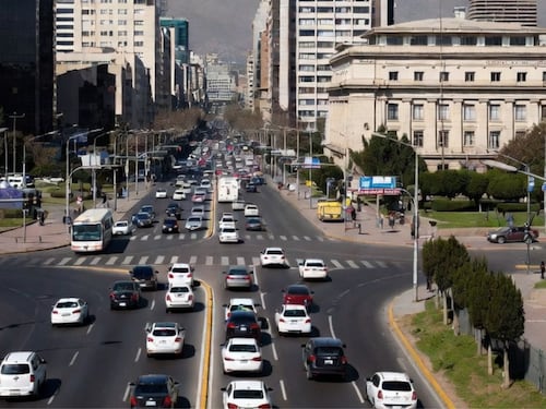 Restricción vehicular este viernes 12 de junio: Revisa los dígitos prohibidos en la Región Metropolitana