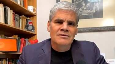 El periodista deportivo encendió las alertas respecto de la campaña del técnico argentino en la banca de Colo Colo.