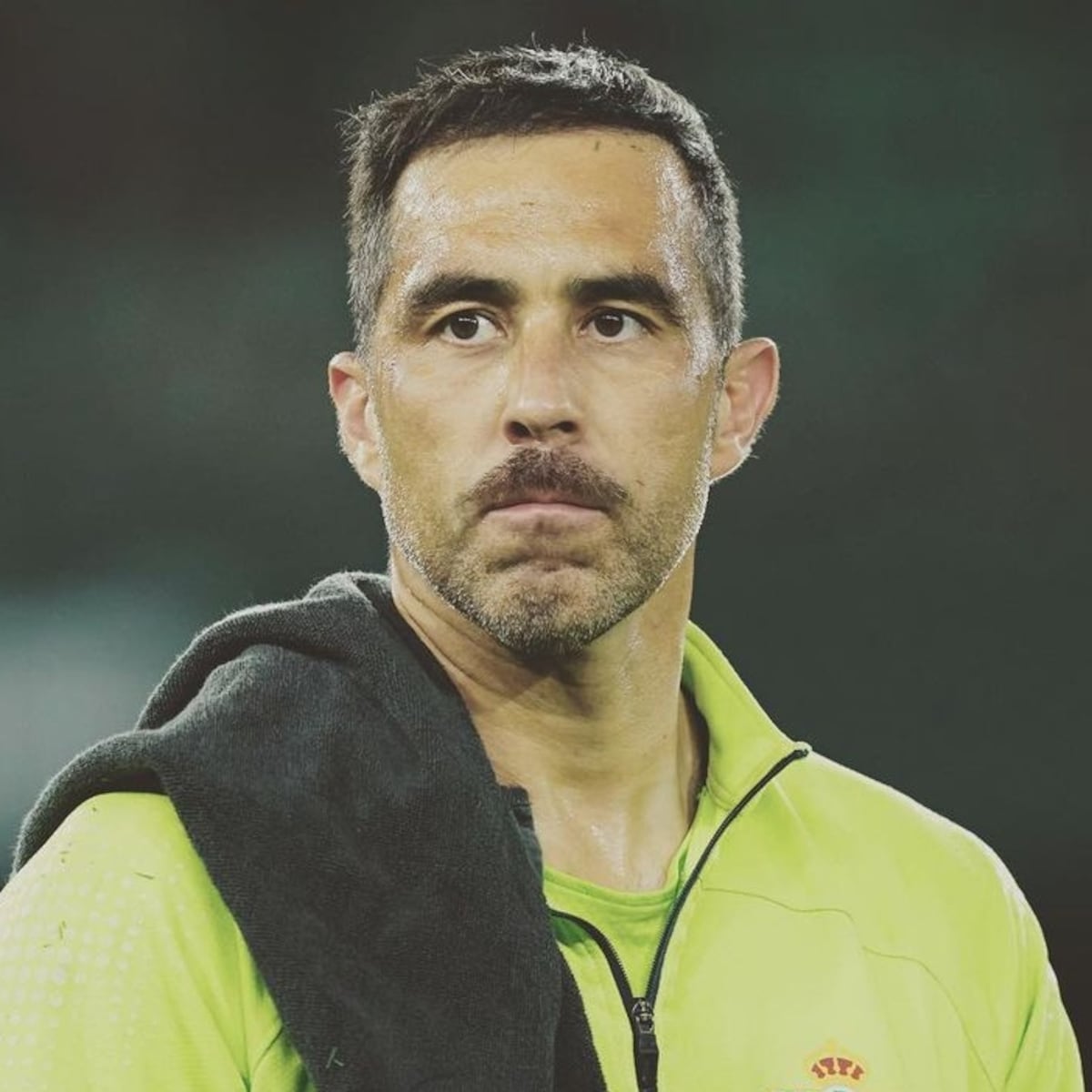 Claudio Bravo amenaza a delincuentes tras robo de auto Claudio Bravo amenaza a delincuentes tras robo de auto