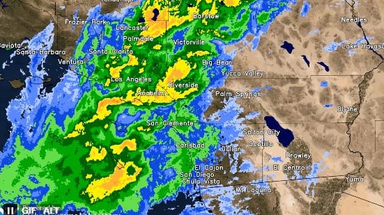 Las lluvias avanzarán más hacia el sureste durante la tarde y noche de este martes, dice el NWS