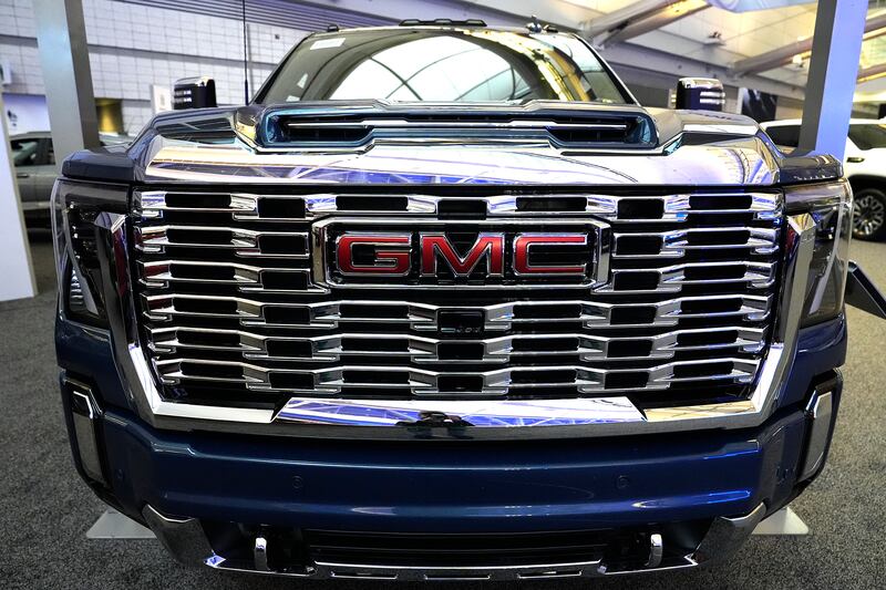 Acciones de empresas automotrices caen