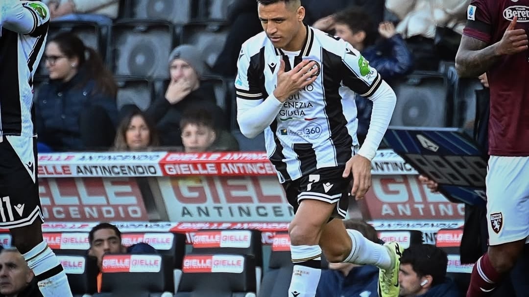 El delantero chileno y su compatriota Damián Pizarro ingresaron en el segundo tiempo de la derrota de Udinese ante el Torino de Guillermo Maripán.