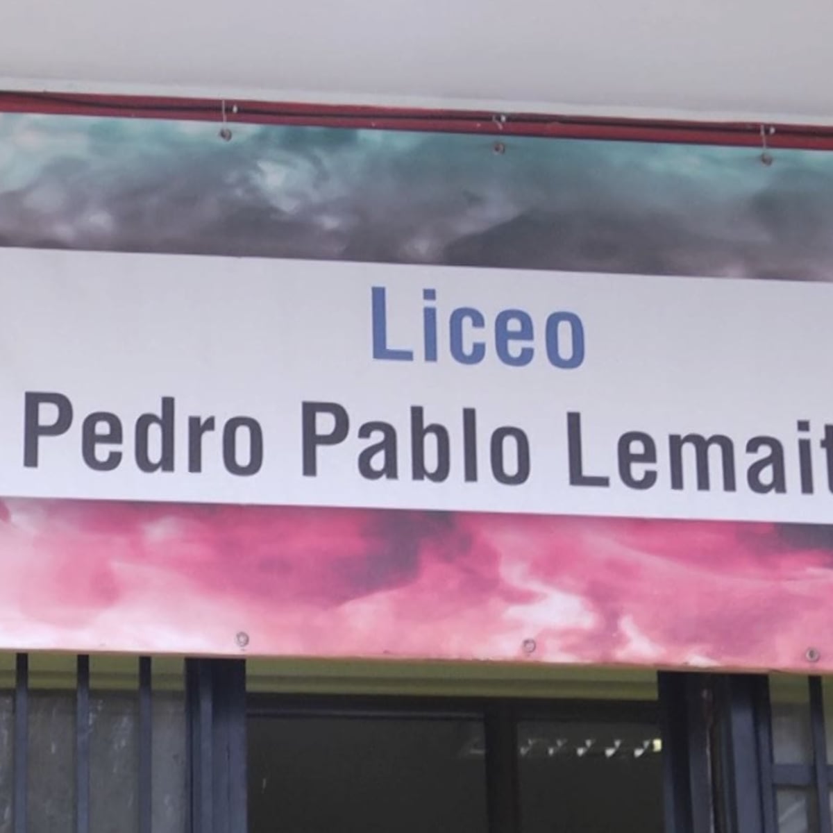 Estudiante apuñalado en Punta Arenas: impacto de la violencia escolar Estudiante apuñalado en Punta Arenas: impacto de la violencia escolar