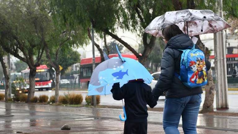 suspenden clases por lluvia