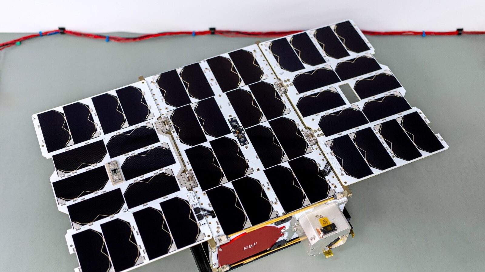 Lemu satélite chileno