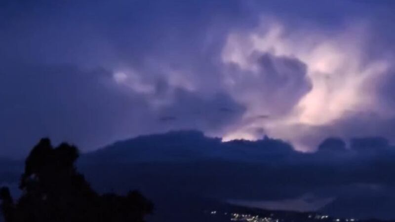 Alerta meteorológica: Tres regiones, incluida la RM, se preparan para tormentas eléctricas este fin de semana