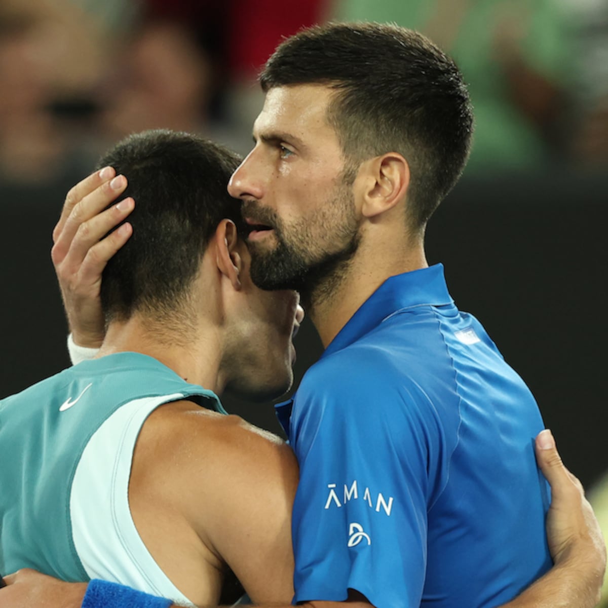 Djokovic vence a Alcaraz en un emocionante duelo de generaciones Djokovic vence a Alcaraz en un emocionante duelo de generaciones