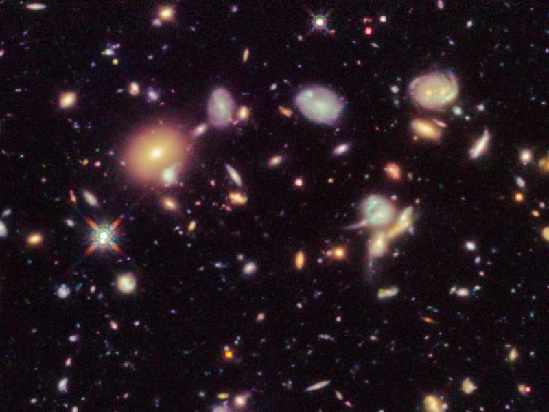 Campo Ultraprofundo del Hubble
