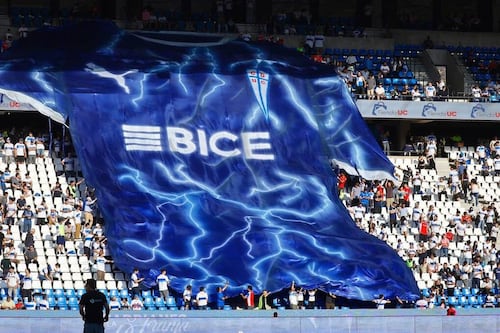 Universidad Católica presentó su tercera camiseta para este 2026 junto a sus fanáticos