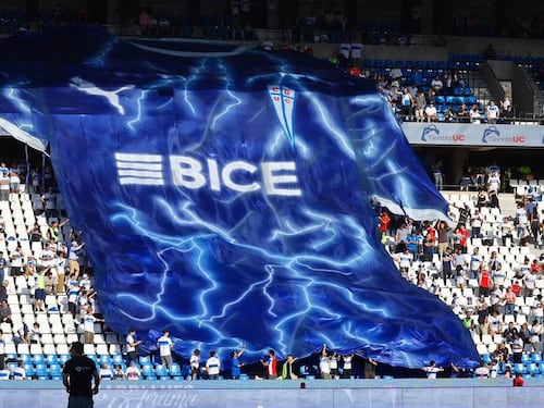 Universidad Católica presentó su tercera camiseta para este 2026 junto a sus fanáticos