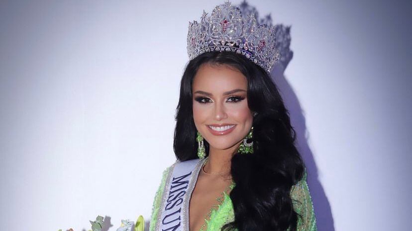 Emilia Dides destaca en Miss Universo 2024: cuándo es la final y cómo apoyarla desde Chile