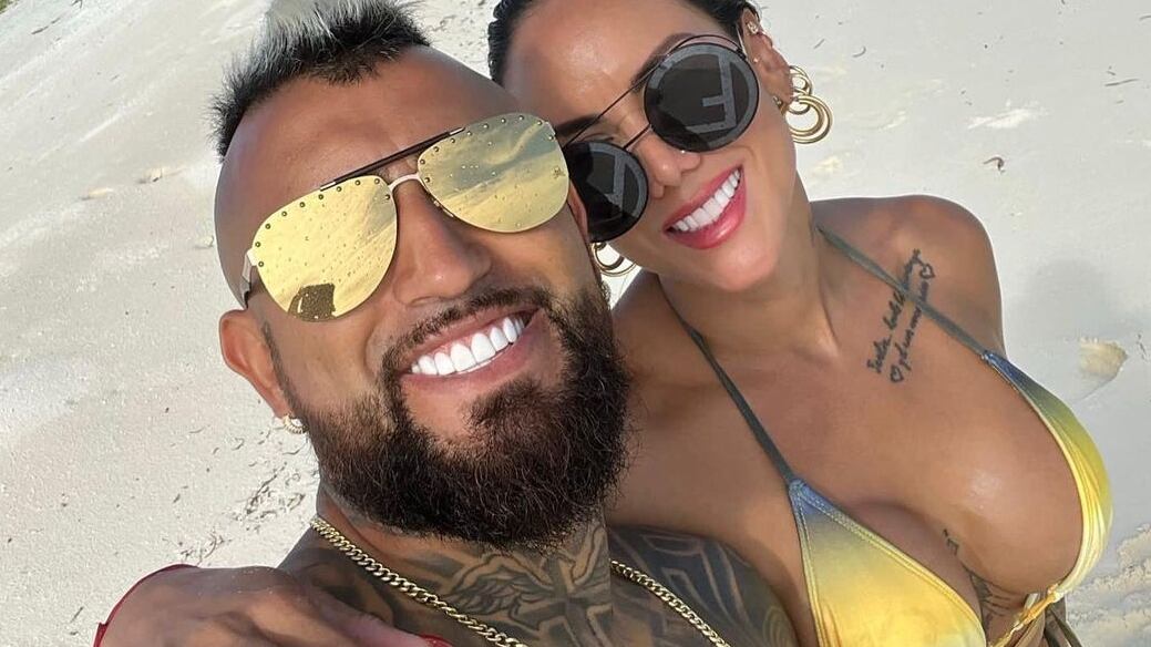 Según medios deportivos, el King podría desistir de llegar a Colo Colo y optar por la oferta de América de Cali debido a la petición que le hizo su novia colombiana.