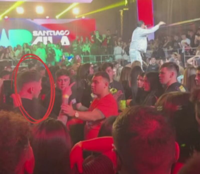 Jean Paul Pineda es involucrado en pelea en local nocturno.