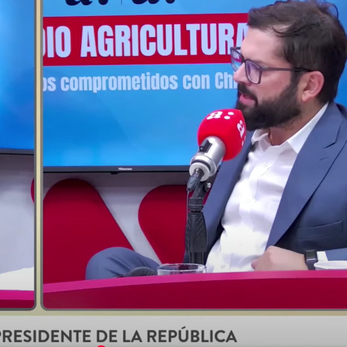 Boric critica suspensión de partidos en fútbol chileno Boric critica suspensión de partidos en fútbol chileno