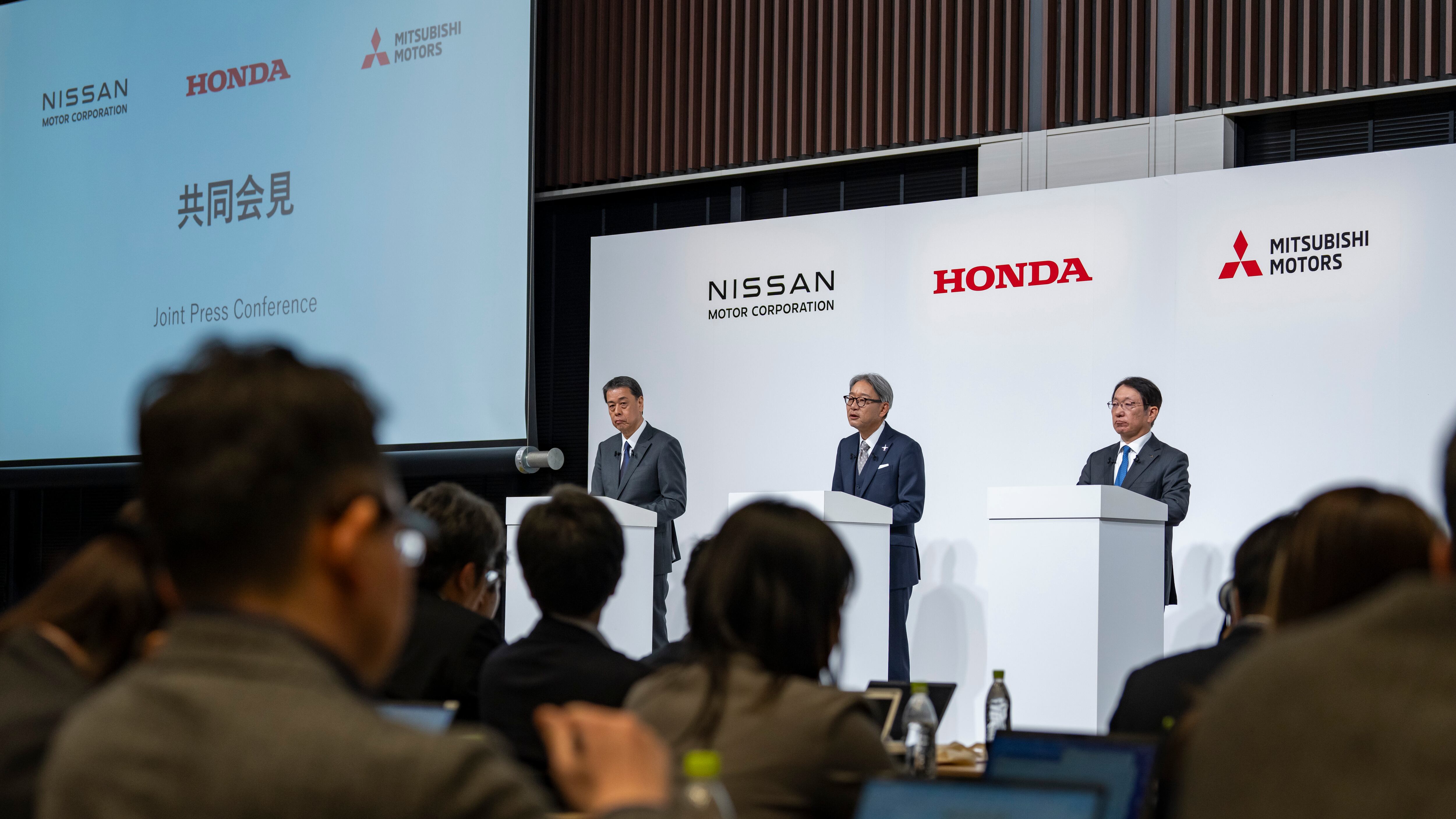 Mitsubishi podría mantenerse al margen de la fusión entre Nissan y Honda