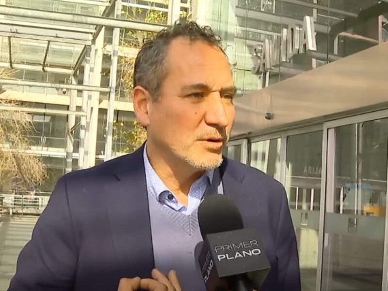 “Mi vida está nuevamente recuperando la luz”: Juan Pablo Sáez afirmó que fue absuelto de la acusación por violencia intrafamiliar