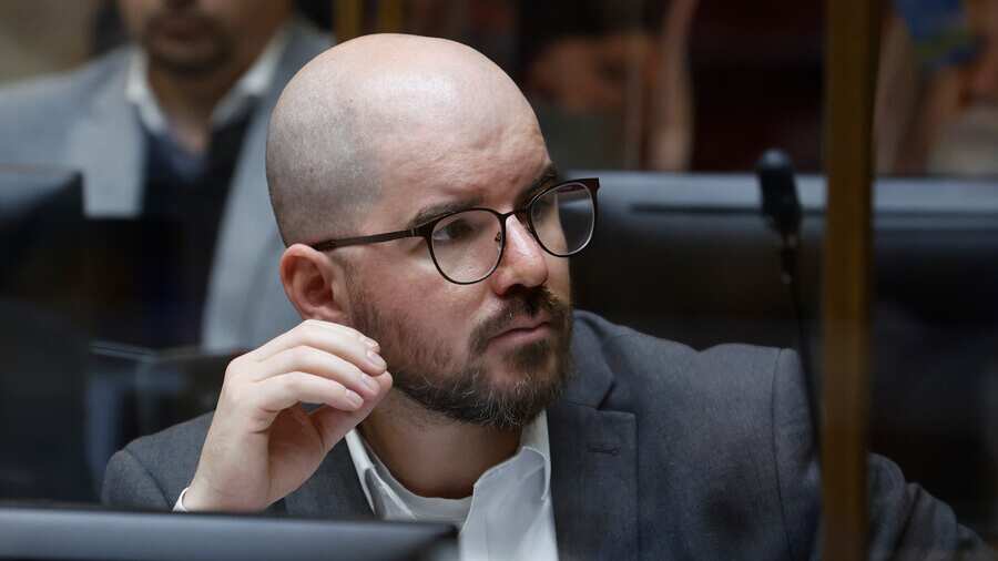 Giorgio Jackson por Aton Chile