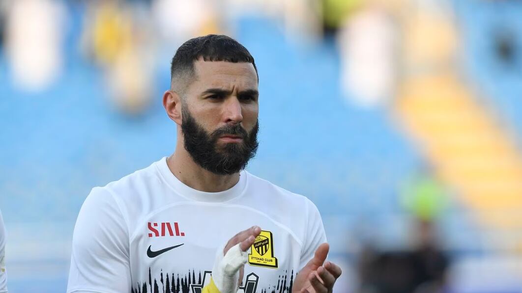 Karim Benzema: senadora pide retirar la nacionalidad al futbolista si se confirman sus vínculos islamistas