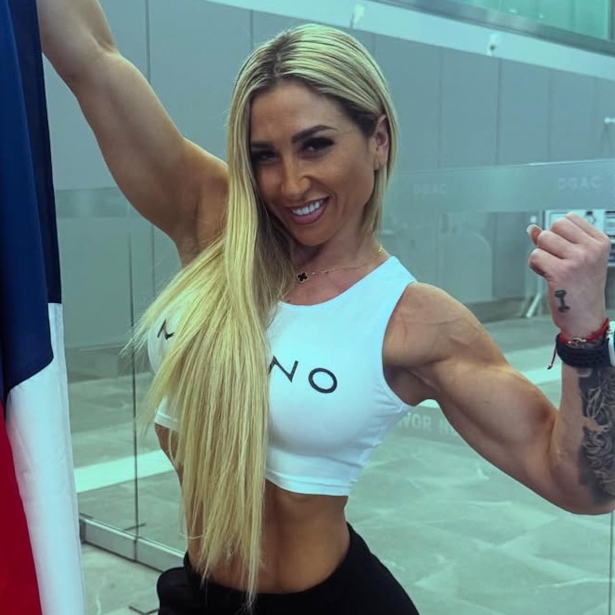 Nicole Moreno se prepara con nuevo entrenador y régimen alimenticio para competencia fitness en Panamá Nicole Moreno se prepara con nuevo entrenador y régimen alimenticio para competencia fitness en Panamá