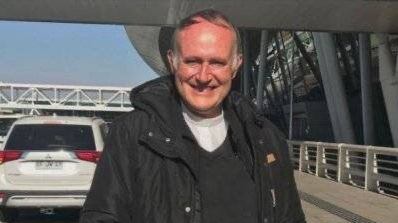 Sacerdote fue apuñalado por hombre en situación de calle dentro de parroquia en Quilicura: “No era la primera vez”