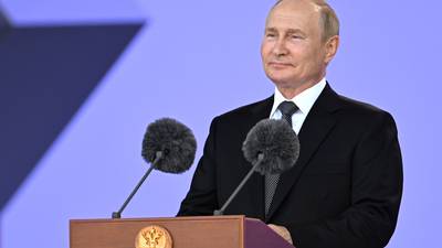 Putin amplía cooperación militar con países aliados para terminar con el dominio global de EU