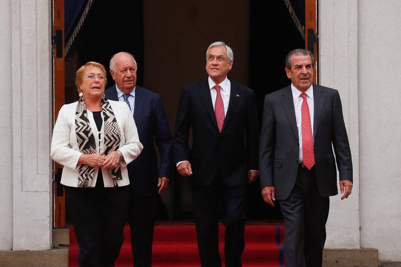 Diálogos constitucionales: RN afirma que expresidente Piñera manifestó su “voluntad” de colaborar en “establecer una comisión de expertos”