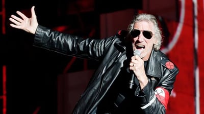 Embajador de Israel en Chile señaló que Roger Waters se vistió de “nazi” en concierto: Era el vestuario de “The Wall”
