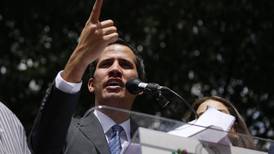 ¿Plan de escape? Guaidó denuncia que Maduro quiere trasladar 1.200 millones de dólares hacia Uruguay