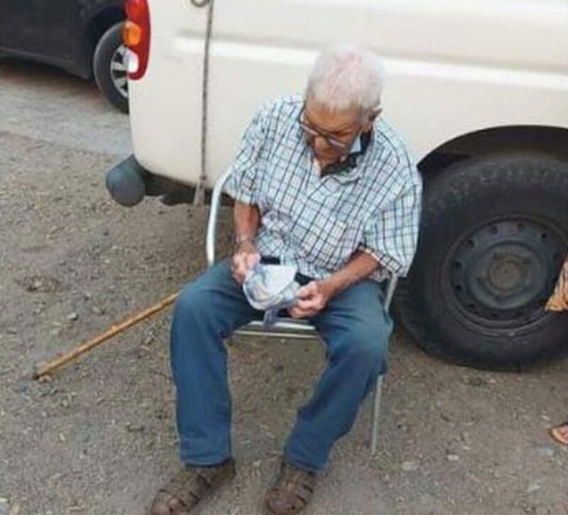 Héctor Urrea, hombre de 103 años que perdió sus pertenencias en el incendio | Captura